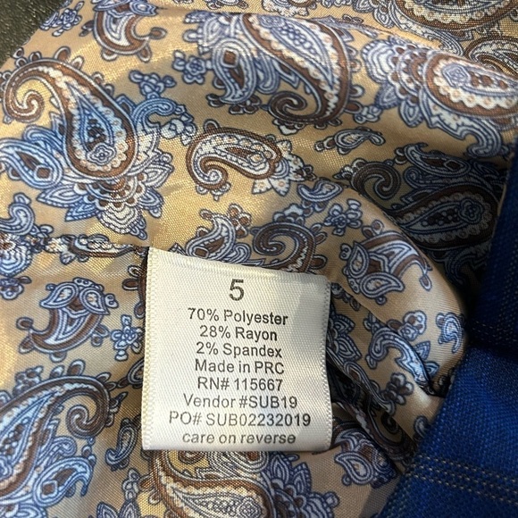 174. Young Boys Formal Vest Blue Plaid Size 5 - Picture 3 of 3
